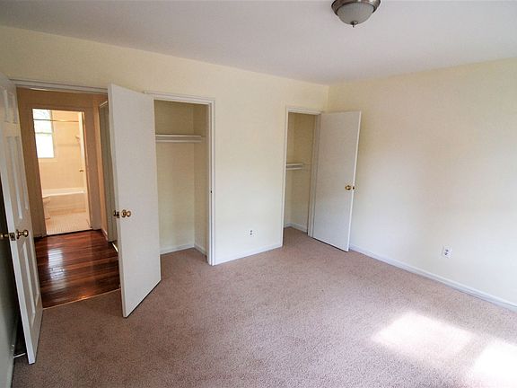 Bedroom1 (2)