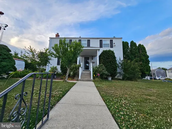 105 Scheivert Ave, Aston, PA 19014