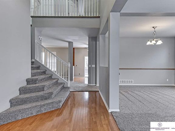 5th image of 2410 Glacier Dr