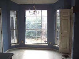 5th image of 936 Tennis Villa Dr