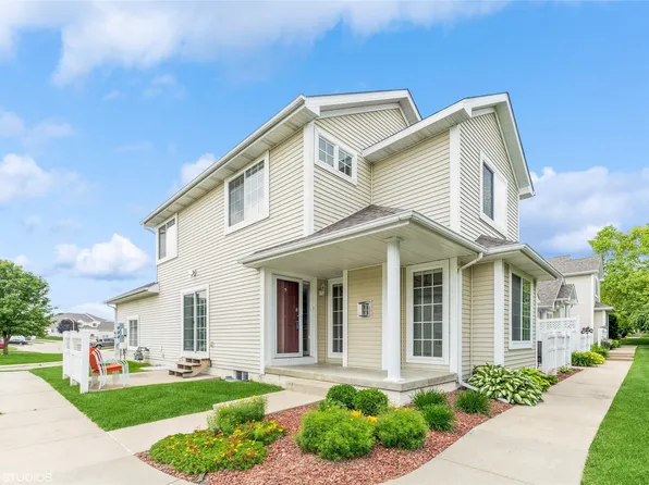 15421 Westbrook Dr, Urbandale, IA 50323