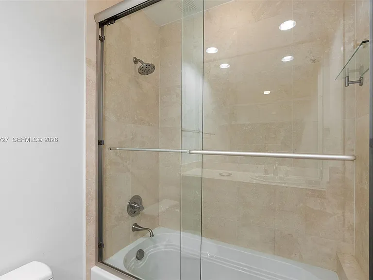 5959 Collins Ave #1101 — Photo 21