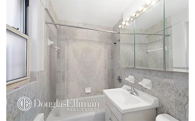 Rented by Douglas Elliman | media 15
