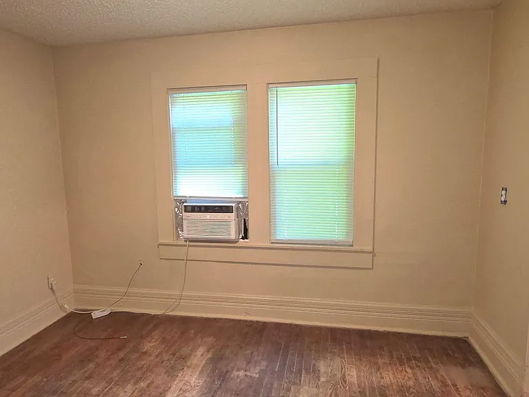 2226 N National Ave — Photo 3