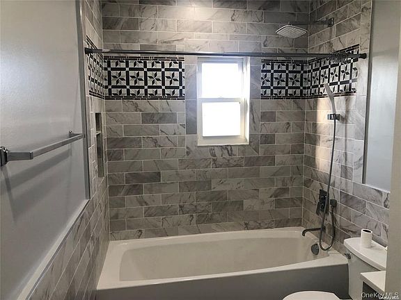 5th image of 281 Dogwood Ave #2