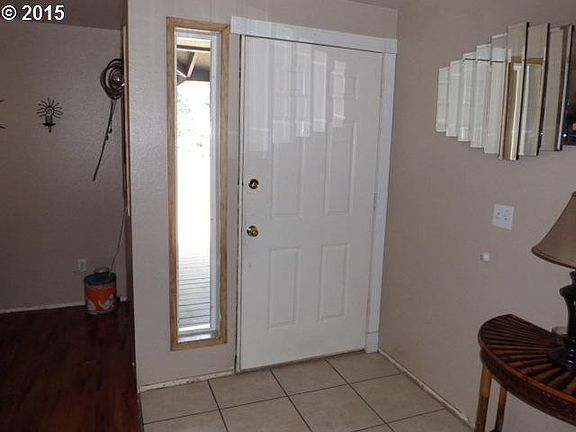 4th image of 10909 NE 90th St
