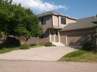 5527 Fossil Ridge Dr E, Fort Collins, CO 80525
