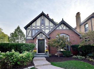 1140 Linden Ave, Oak Park, IL 60302