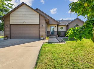 3776 N Rushwood Ct, Wichita, KS 67226