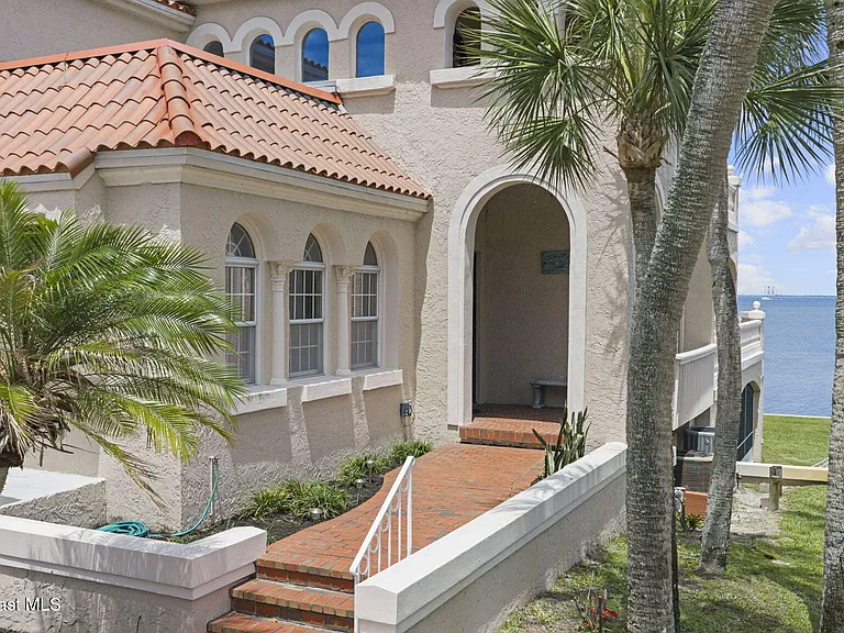3553 Washington Ave S #7 — Photo 107