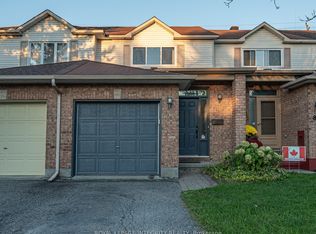 79 Forestglade Cres, Ottawa, ON K1G 5X4
