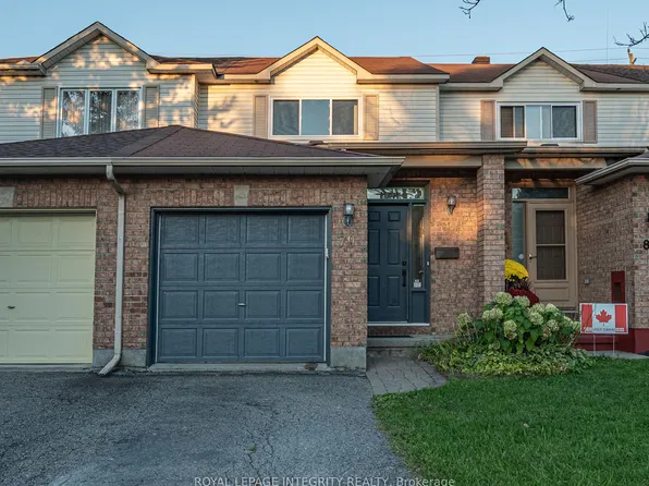 79 Forestglade Cres, Ottawa, ON K1G 5X4