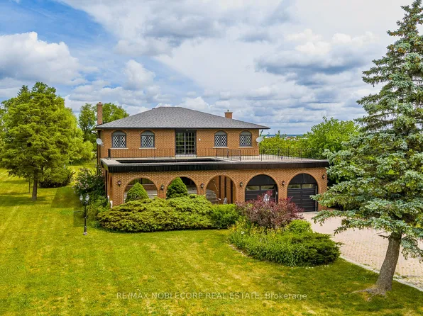 10201 Clarkway Dr, Brampton, ON L6P 0W3