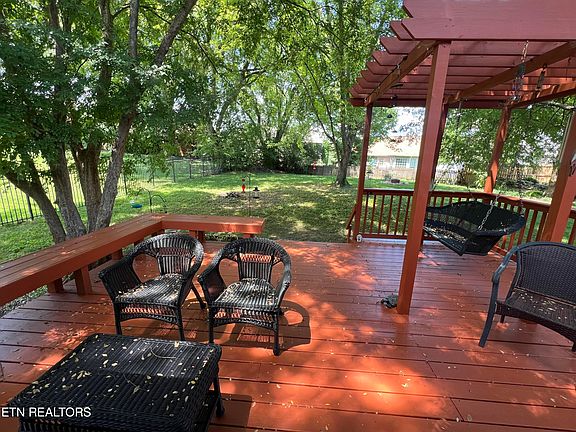 5th image of 1255 Grenoble Dr