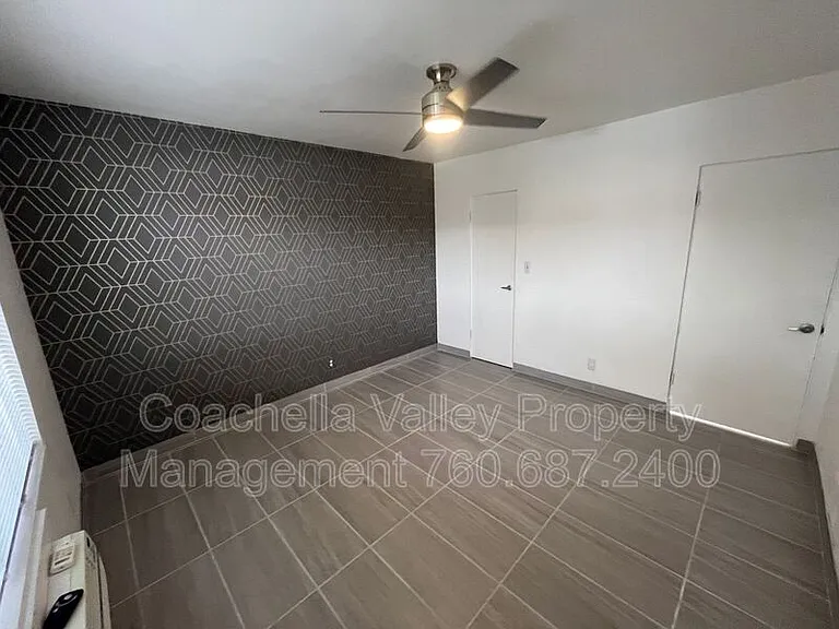 2290 S Palm Canyon Dr #4 — Photo 14
