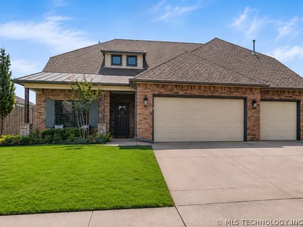 8705 S Quanah Ave W, Tulsa, OK 74132