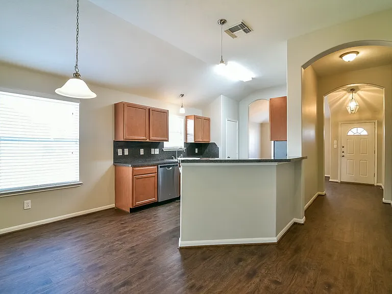 12002 Green Butte Ct — Photo 8