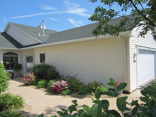 1st image of 646 Aqua Cir