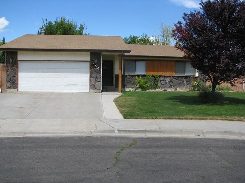 1st image of 556 Park Meadows Cir