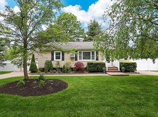 126 Eastwood Ave, Deer Park, NY 11729