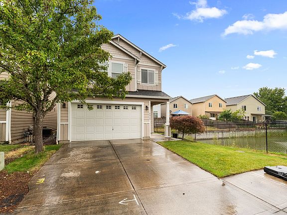 2nd image of 7414 NE 54th Cir
