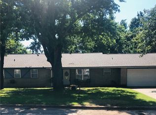 1013 Oak Park Dr, Choctaw, OK 73020