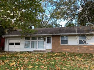 1114 W Eureka St, Champaign, IL 61821