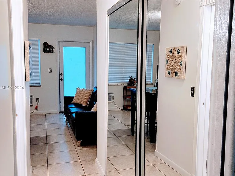 524 Washington Ave #213 — Photo 12