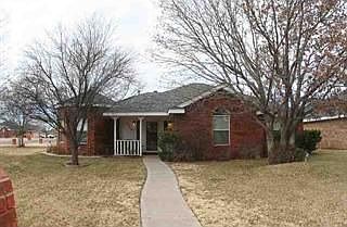 2nd image of 229 Wilmington Cir