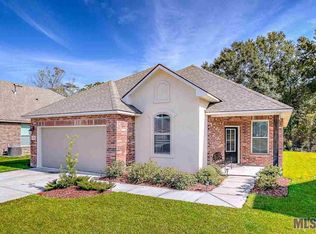 11434 Legacy Oaks Ln, Gonzales, LA 70737