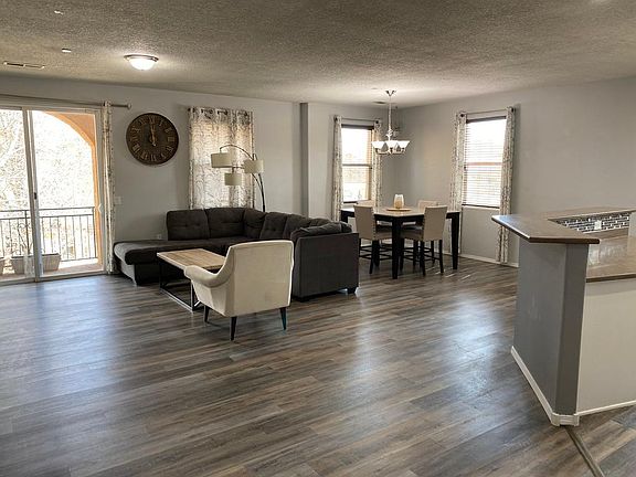 2nd image of 601 Menaul Blvd NW Unit 1303