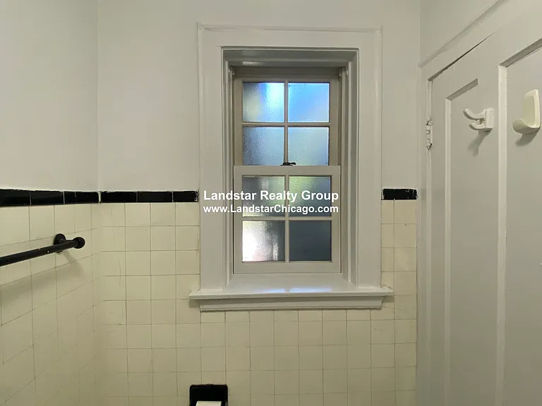 1452 Oak Ave #2N — Photo 23
