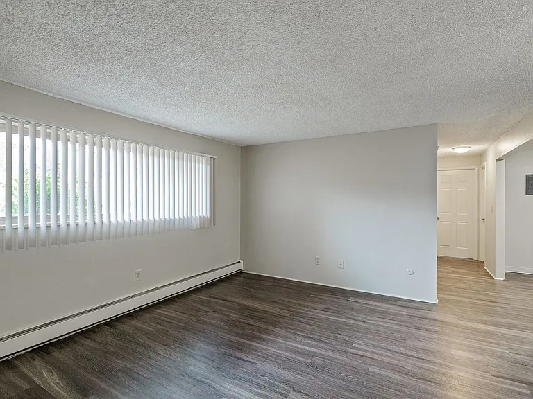 Westport Apartments — Photo 57