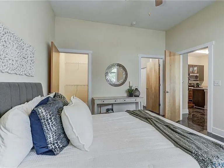 1020 Porter St #104 — Photo 21