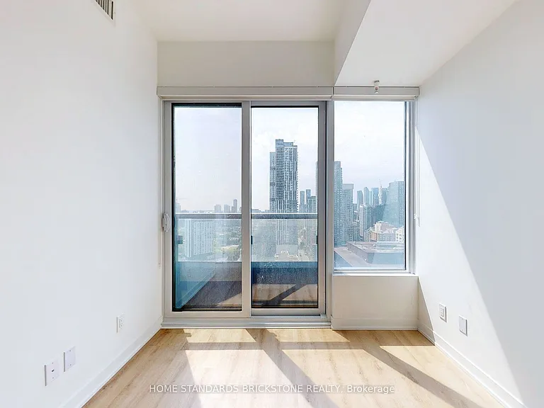 319 Jarvis St #2717 — Photo 8