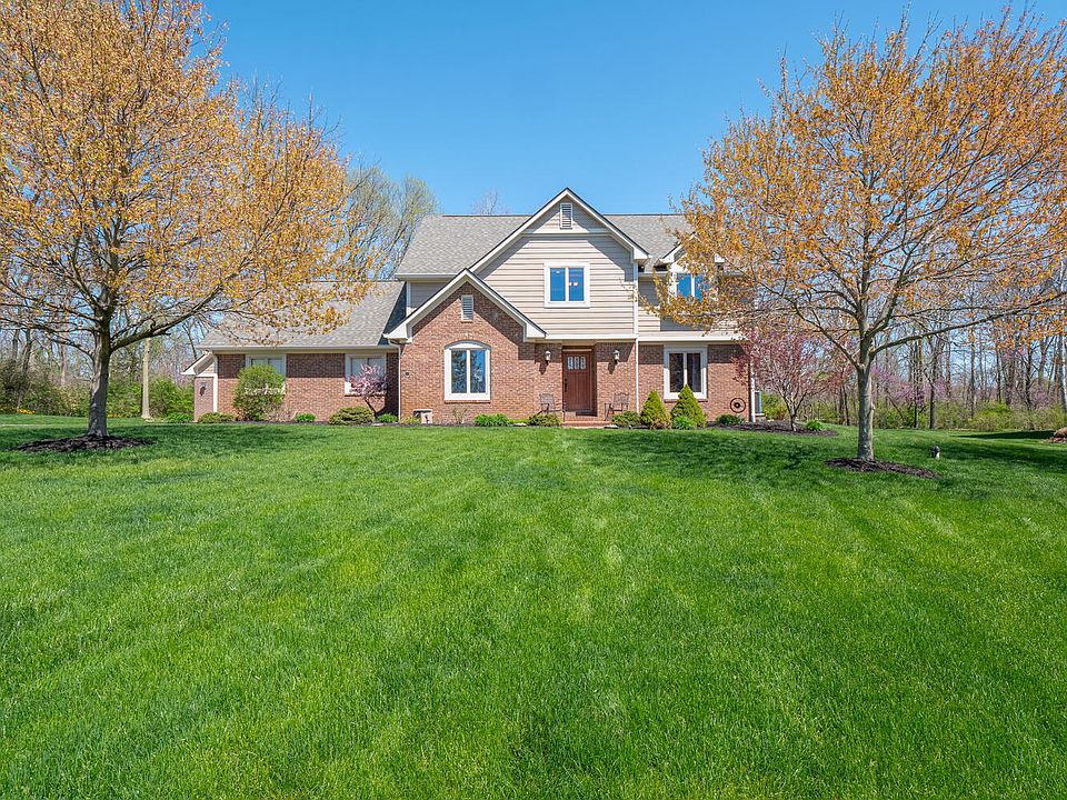 1st image of 5660 Creekwood Dr