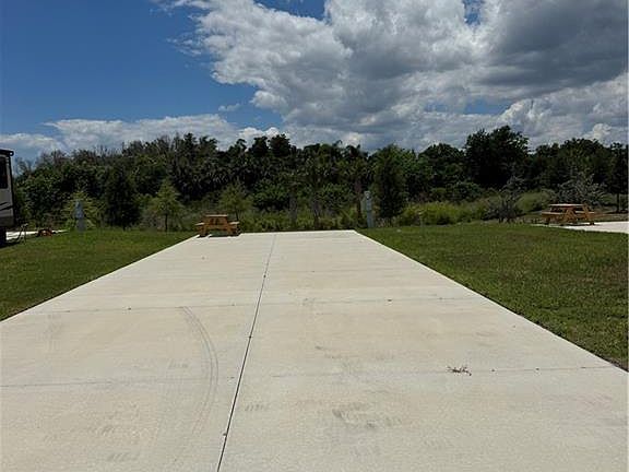 5th image of 260 Horizon RD