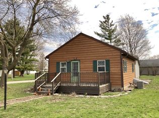 300 1st St, Granville, IL 61326