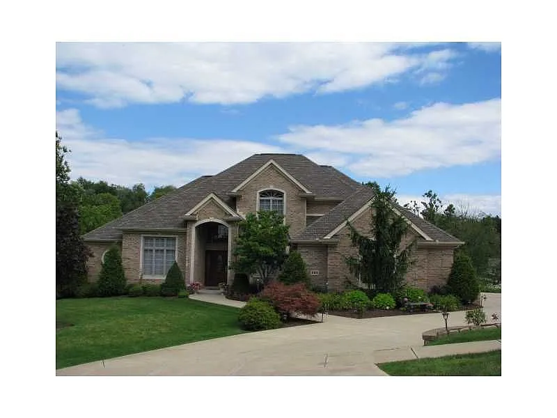 101 Brookhaven Dr photo 1
