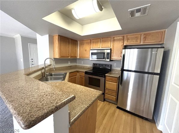 8600 W Charleston Blvd APT 1046, Las Vegas, NV 89117