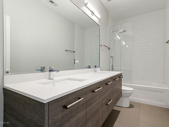 3rd image of 2409 W Berenice Ave #301