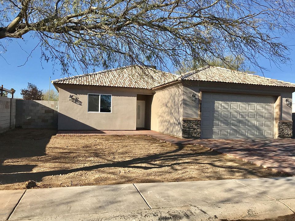 Gravel Landscape going in