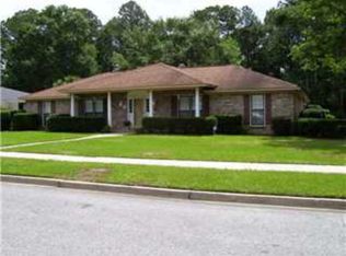 1275 Spring Valley Dr E, Mobile, AL 36693