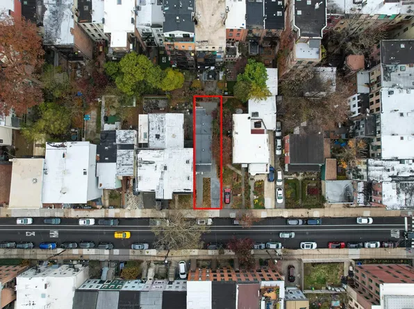 274 7th Street image 39 of 40