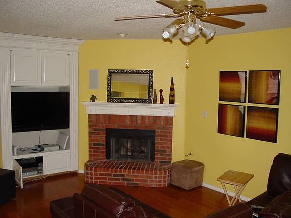 Informal living w/ firepl