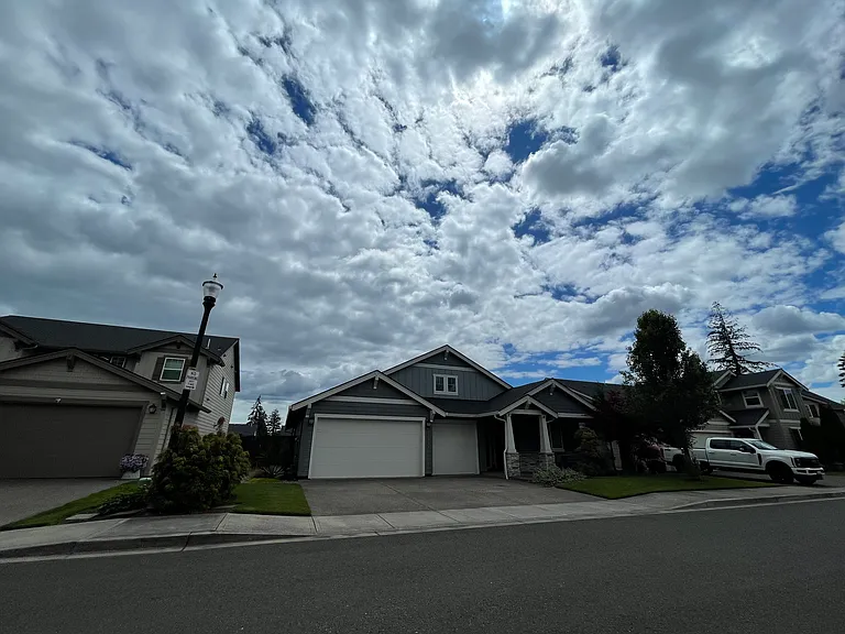 17307 NE 78th Way — Photo 3