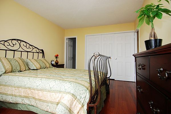 2nd image of 100 Manhattan Ave APT 1309