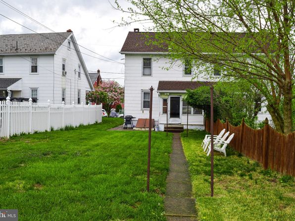 616 W 2nd St, Birdsboro, PA 19508