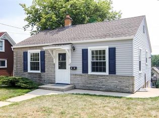 1049 Summer St, West Bend, WI 53090