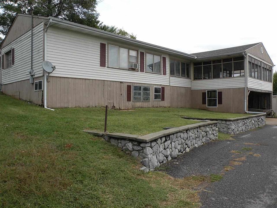 1st image of 94 Finch Ln